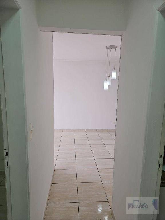 Apartamento à venda e aluguel com 3 quartos, 72m² - Foto 28