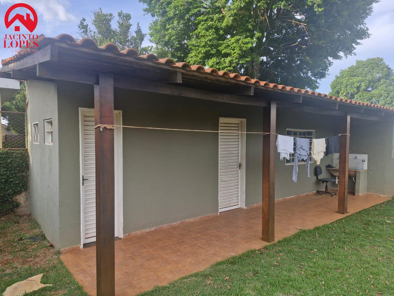 Casa à venda com 2 quartos, 300m² - Foto 24