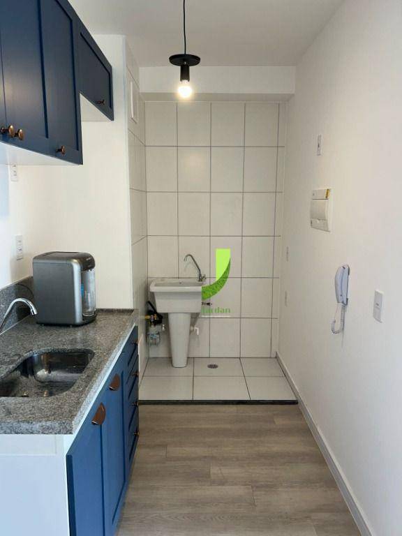 Apartamento para alugar com 2 quartos, 39m² - Foto 2