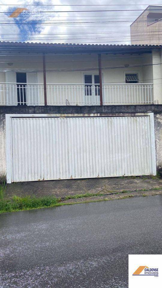 Casa, 4 quartos, 210 m² - Foto 1