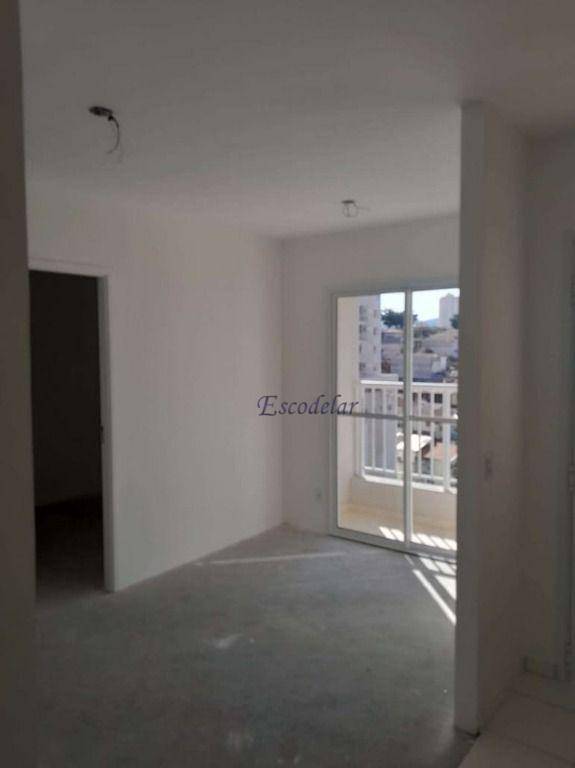 Apartamento à venda com 2 quartos, 42m² - Foto 2