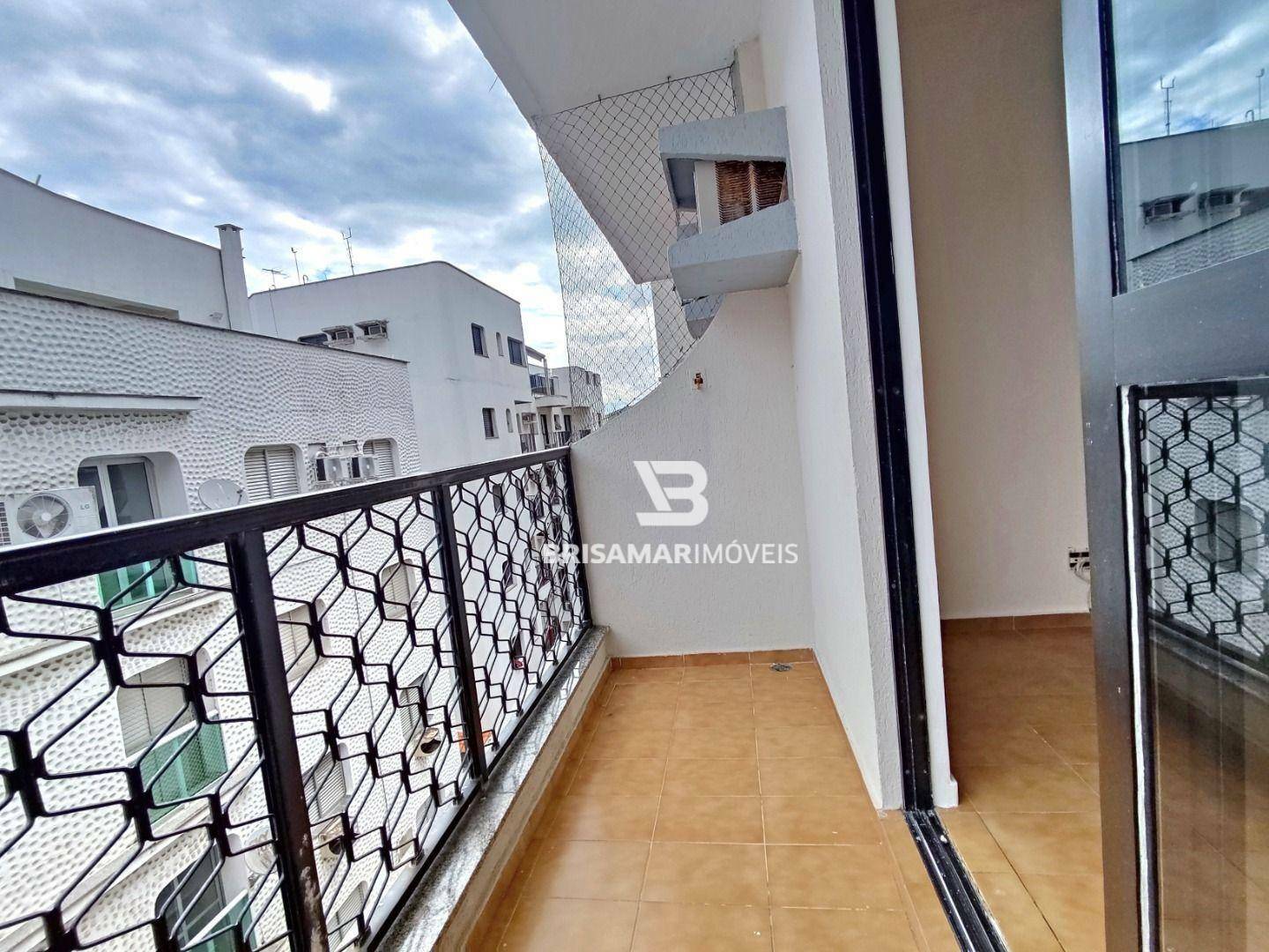 Apartamento à venda com 2 quartos, 70m² - Foto 4