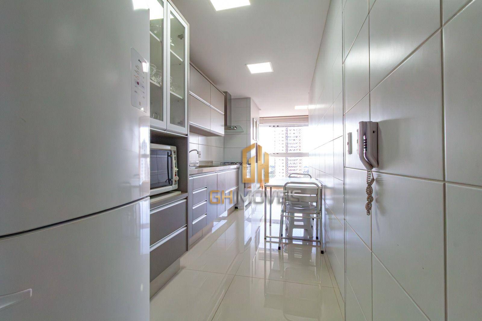 Apartamento à venda com 3 quartos, 165m² - Foto 10