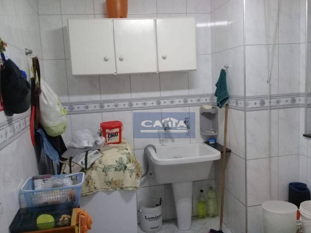 Sobrado à venda com 2 quartos, 230m² - Foto 7