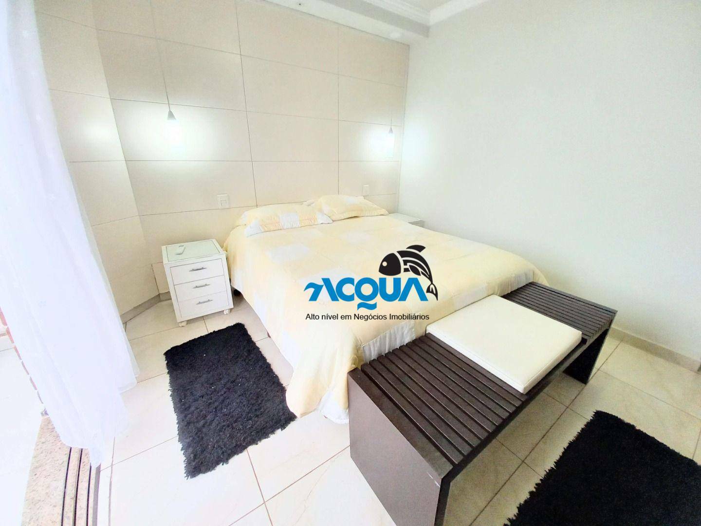 Casa de Condomínio à venda com 4 quartos, 350m² - Foto 12