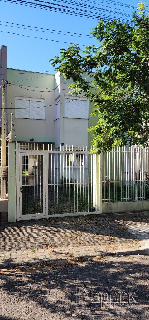 Casa à venda com 3 quartos, 115m² - Foto 1