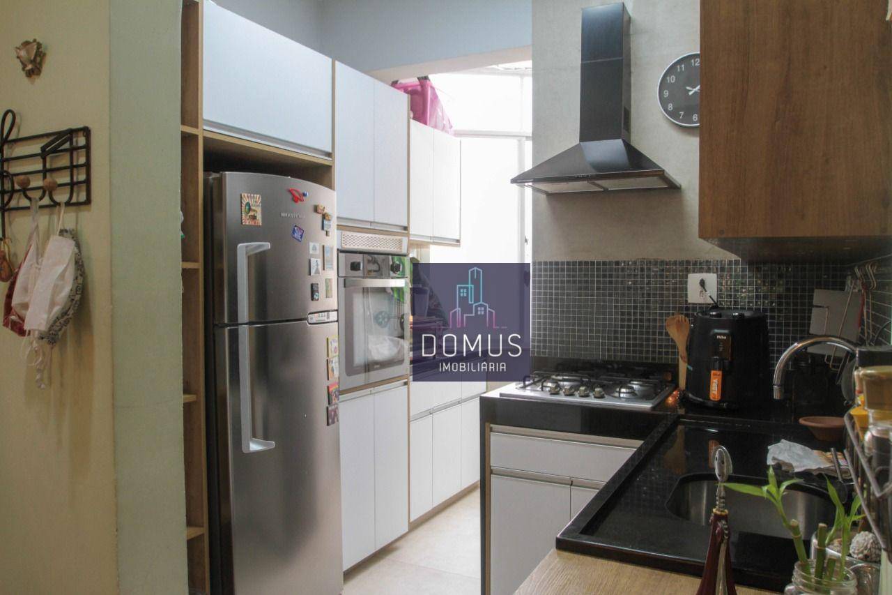 Apartamento à venda com 2 quartos, 76m² - Foto 4