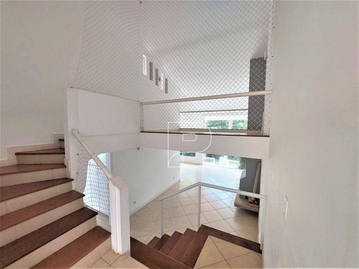 Casa de Condomínio à venda com 3 quartos, 237m² - Foto 4