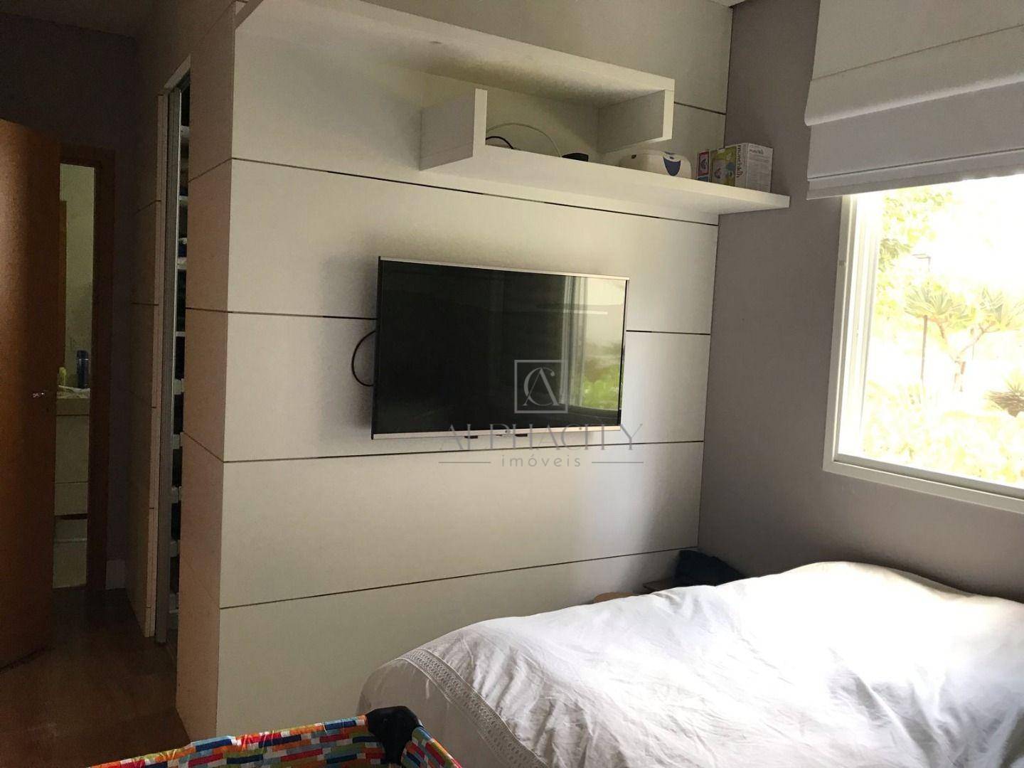 Apartamento para alugar com 3 quartos, 142m² - Foto 17