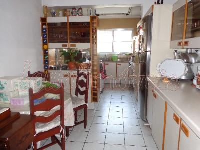 Apartamento à venda com 4 quartos, 300m² - Foto 11