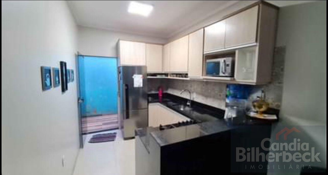 Prédio Inteiro à venda com 3 quartos, 250m² - Foto 2