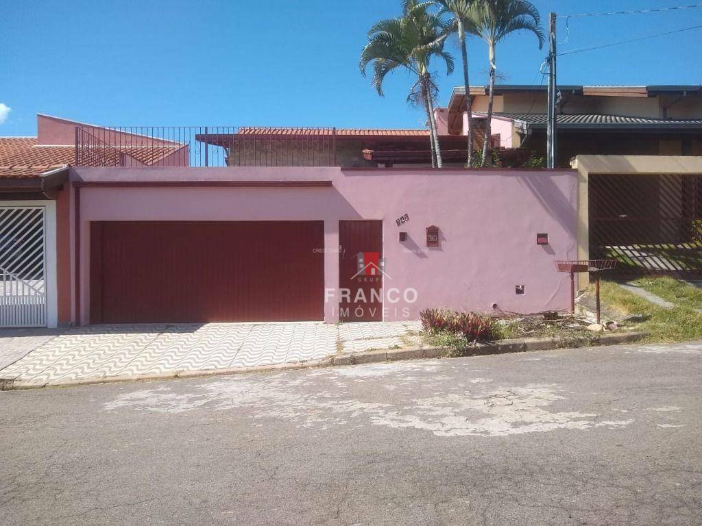 Casa para alugar com 3 quartos, 220m² - Foto 2