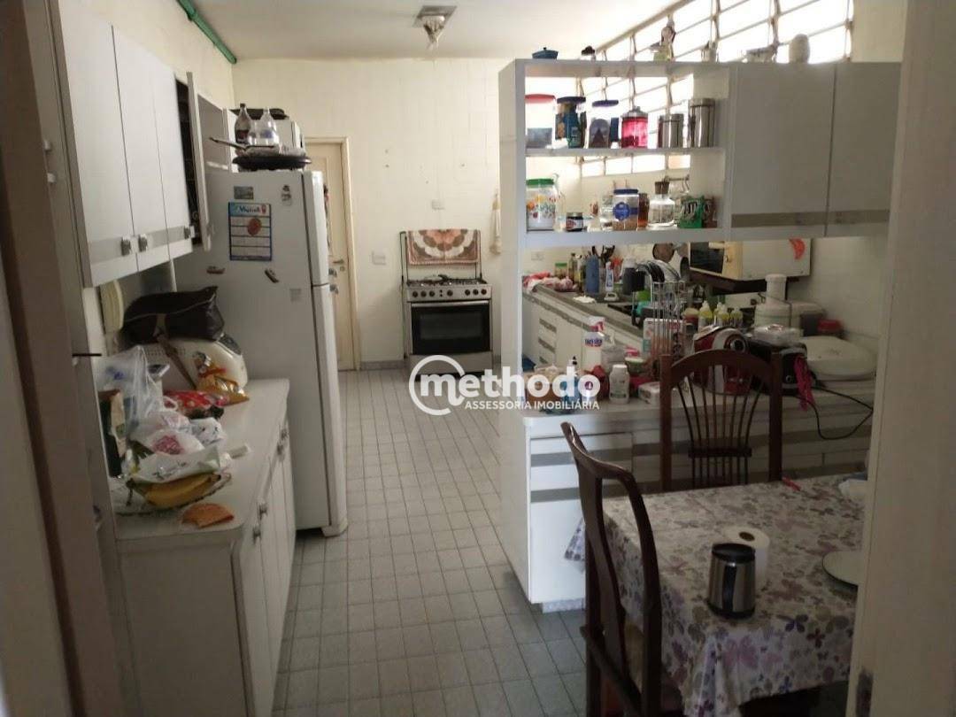 Apartamento à venda com 3 quartos, 200m² - Foto 5