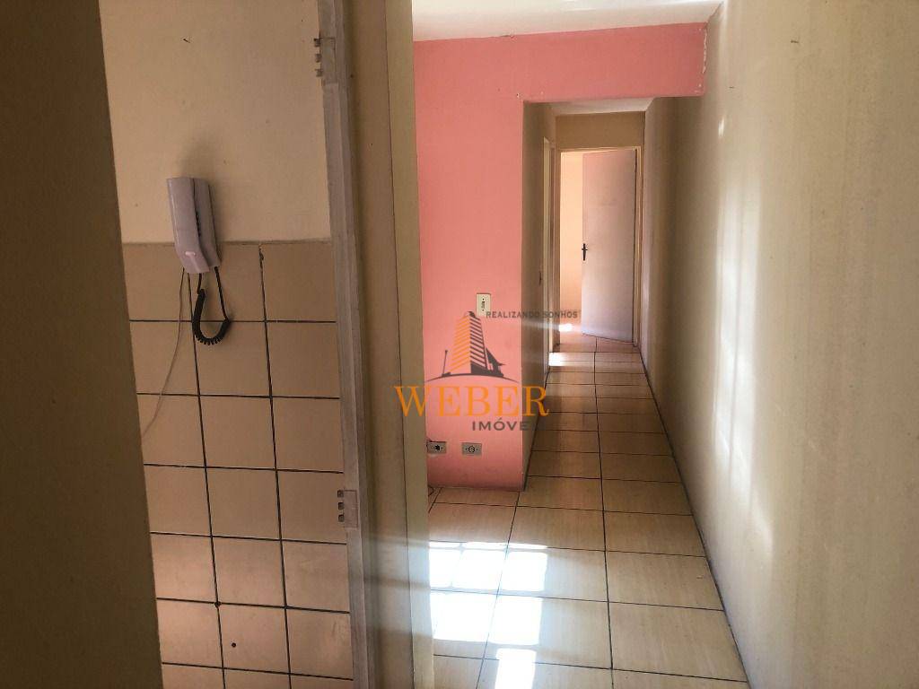 Apartamento à venda com 2 quartos, 46m² - Foto 3