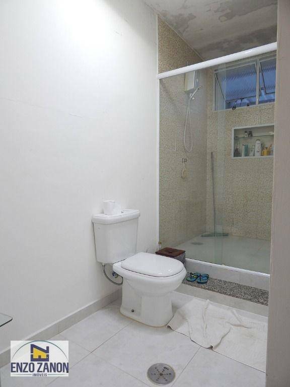 Casa à venda com 3 quartos, 259m² - Foto 12