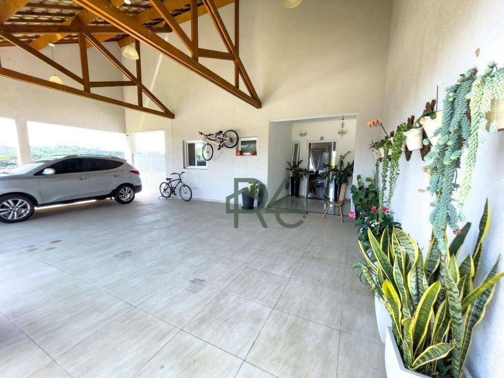 Casa de Condomínio à venda com 3 quartos, 390m² - Foto 3