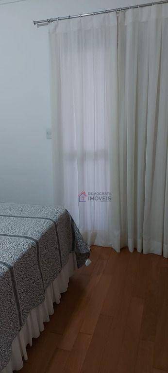 Apartamento à venda com 3 quartos, 120m² - Foto 13