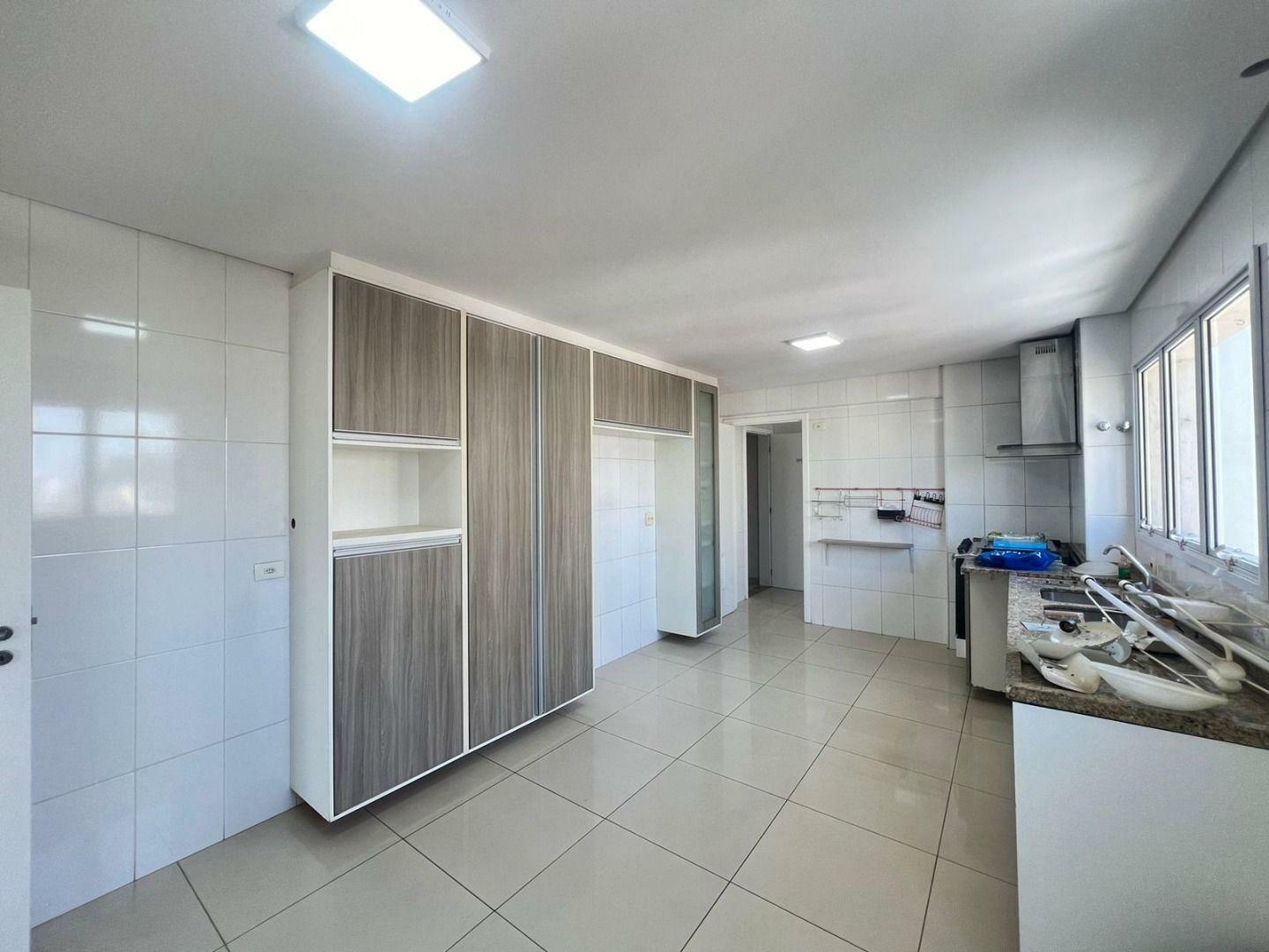 Apartamento para alugar com 4 quartos, 173m² - Foto 26