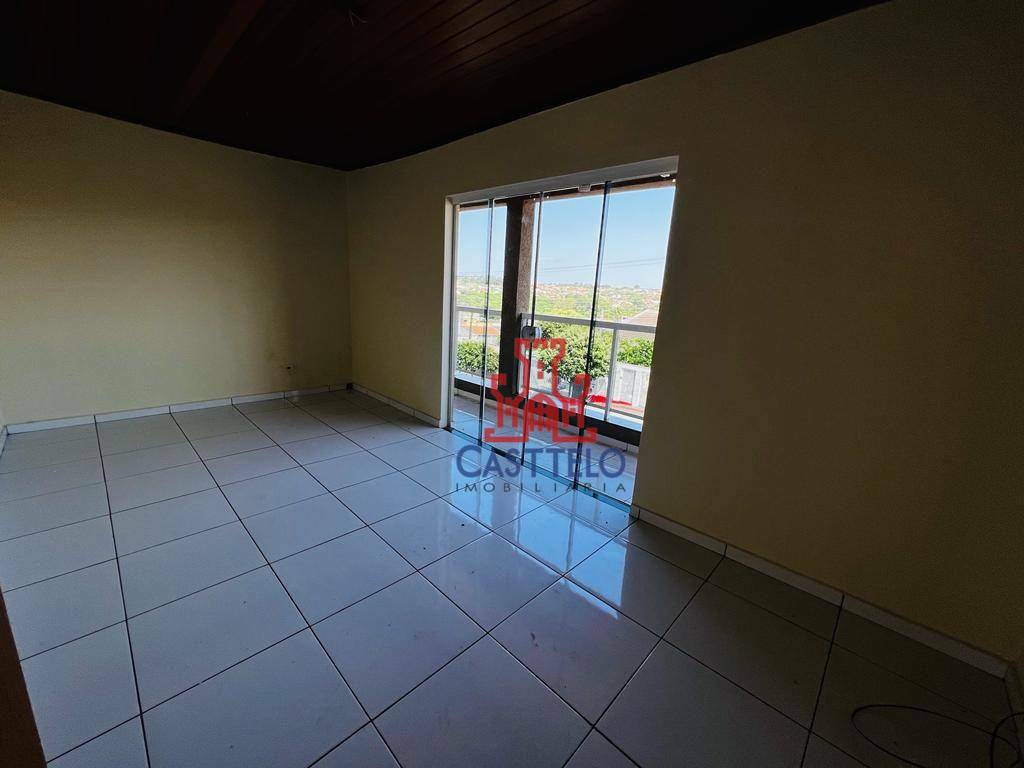 Casa à venda com 4 quartos, 250m² - Foto 12