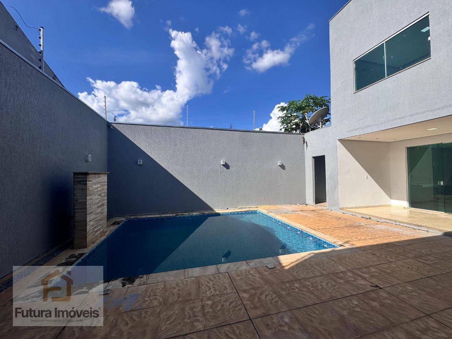Casa à venda com 3 quartos, 332m² - Foto 7