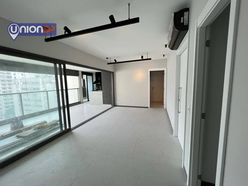 Apartamento à venda com 2 quartos, 104m² - Foto 1