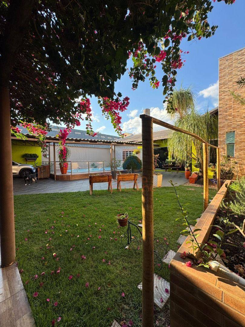 Casa, 4 quartos, 330 m² - Foto 25