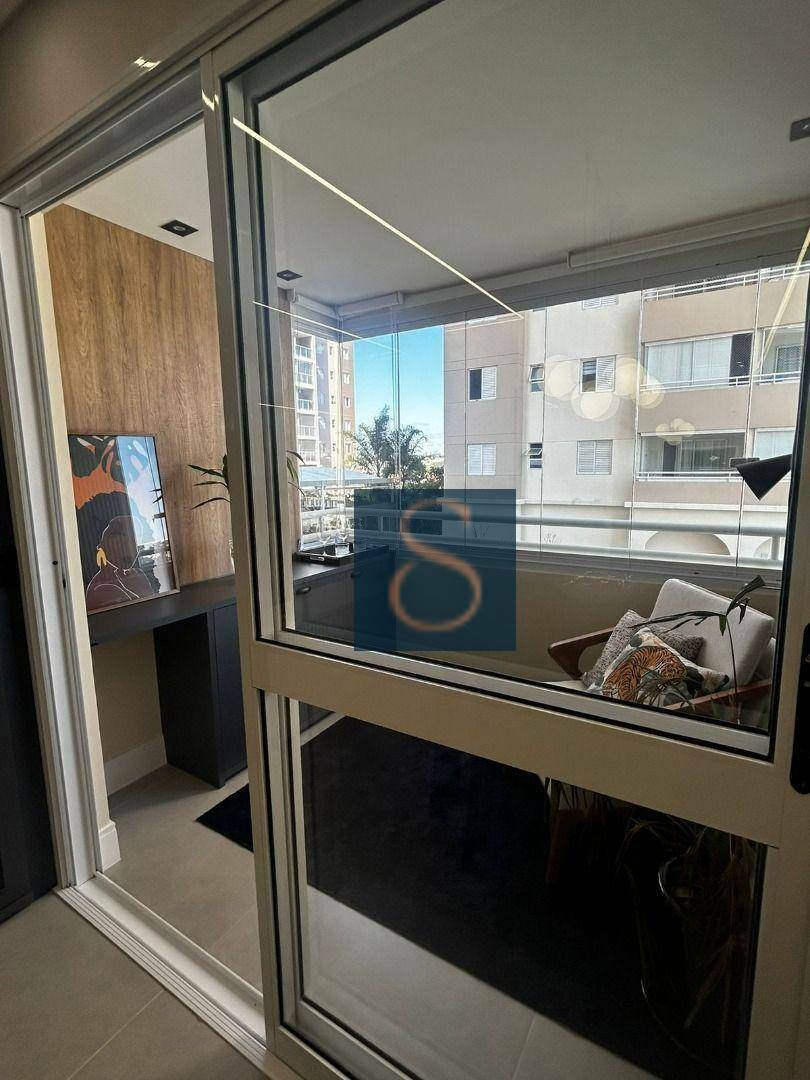 Apartamento à venda com 3 quartos, 90m² - Foto 1