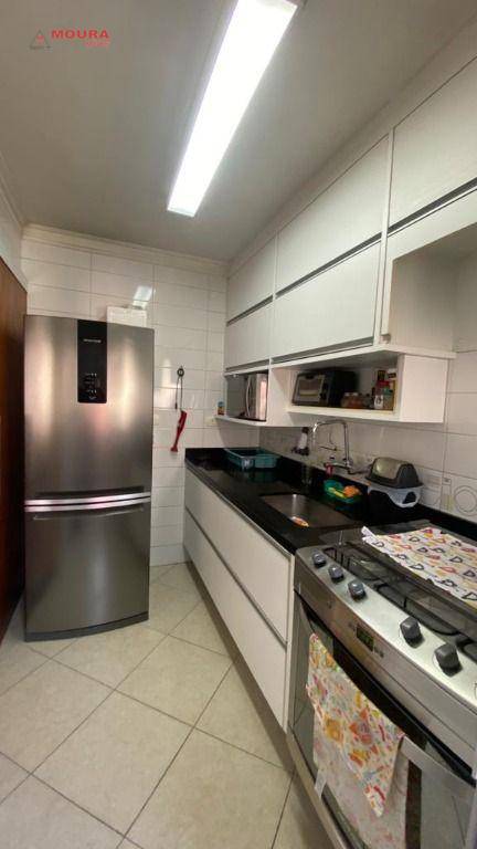 Apartamento à venda com 3 quartos, 80m² - Foto 3