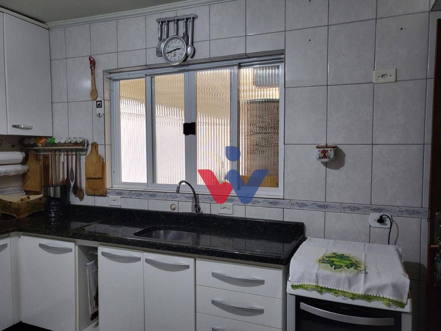 Sobrado à venda com 3 quartos, 99m² - Foto 4