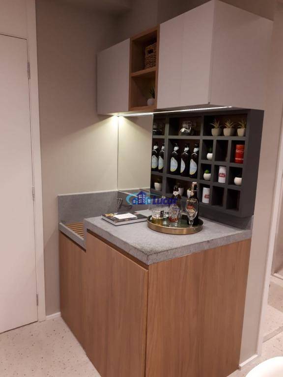 Apartamento à venda com 1 quarto, 28m² - Foto 32