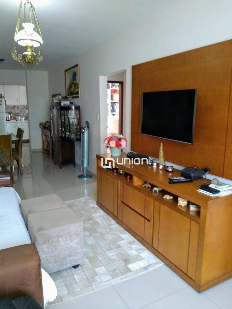 Apartamento à venda com 2 quartos, 96m² - Foto 4