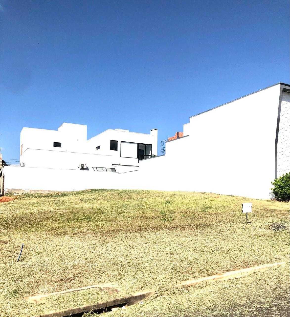 Terreno à venda, 275m² - Foto 1