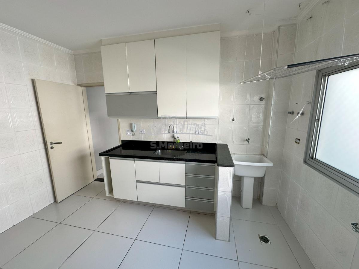 Apartamento à venda com 2 quartos, 60m² - Foto 13