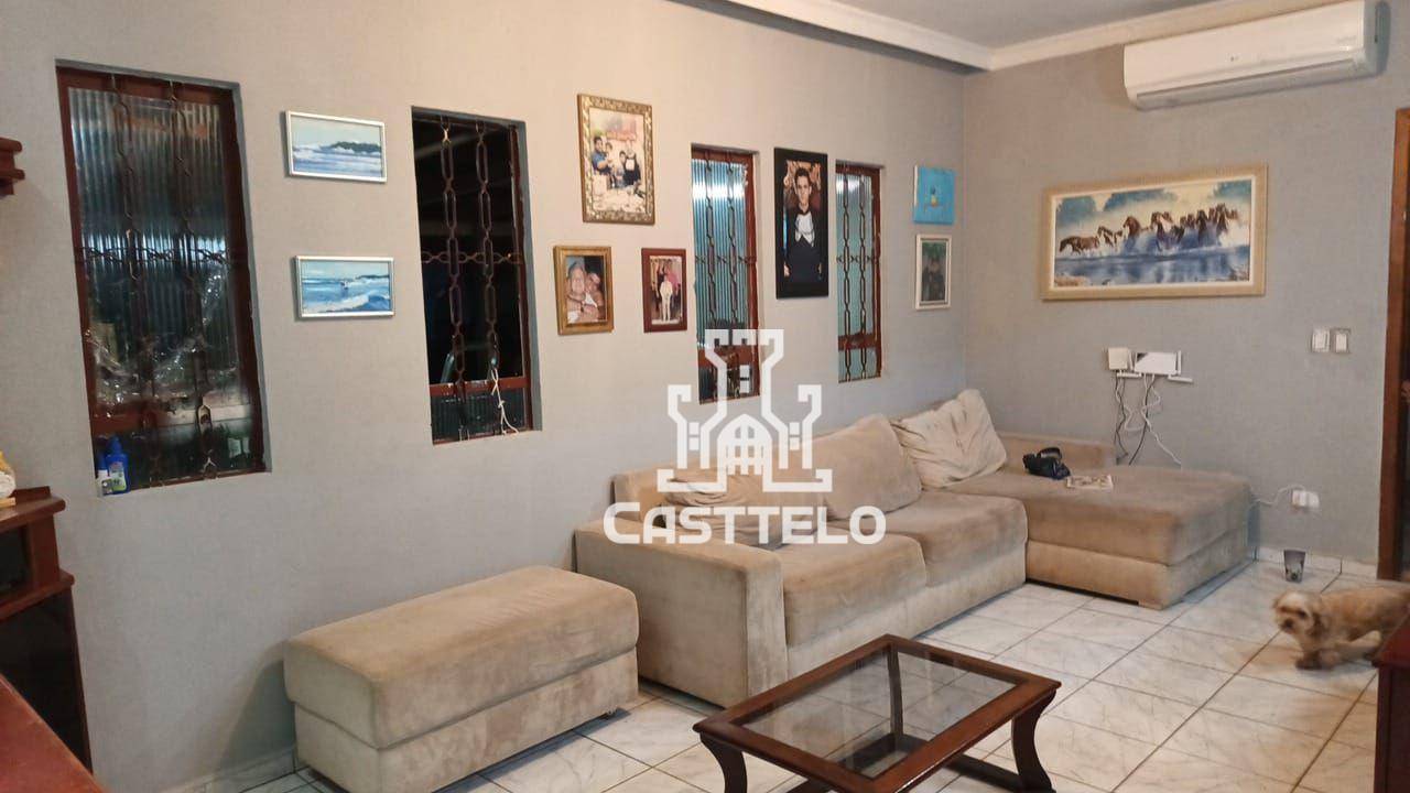 Casa à venda com 3 quartos, 110m² - Foto 1