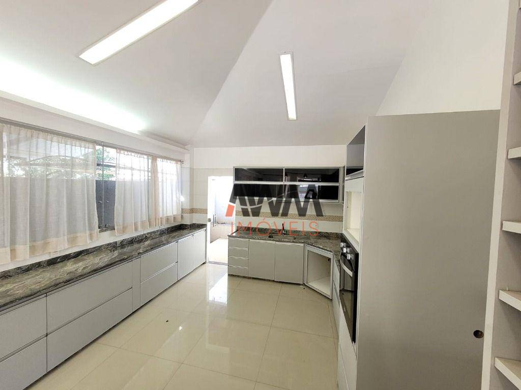 Casa de Condomínio para alugar com 2 quartos, 145m² - Foto 14
