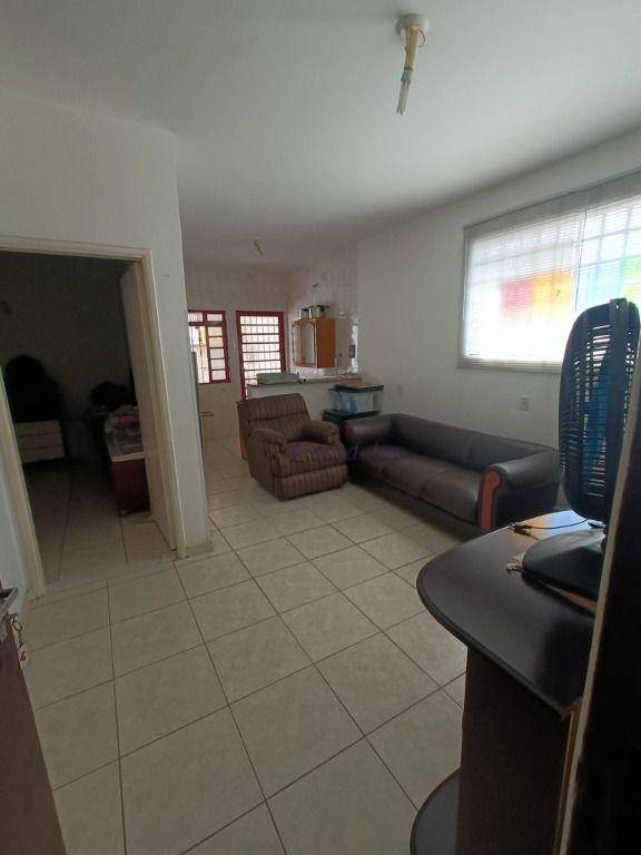 Sobrado à venda com 6 quartos, 277m² - Foto 13