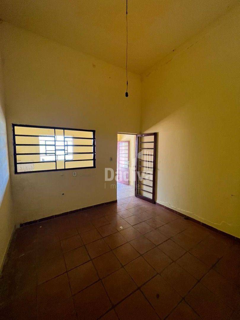 Casa para alugar com 2 quartos, 50M2 - Foto 12