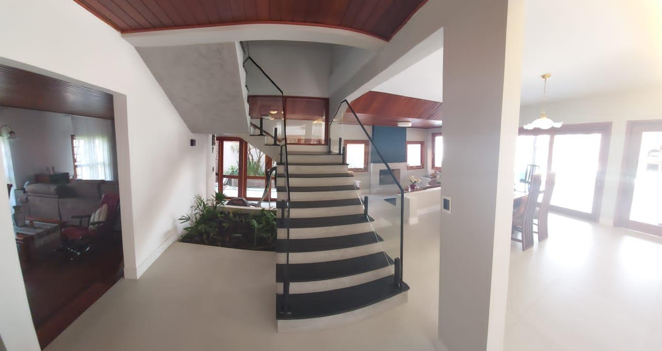 Casa de Condomínio à venda com 4 quartos, 360m² - Foto 24
