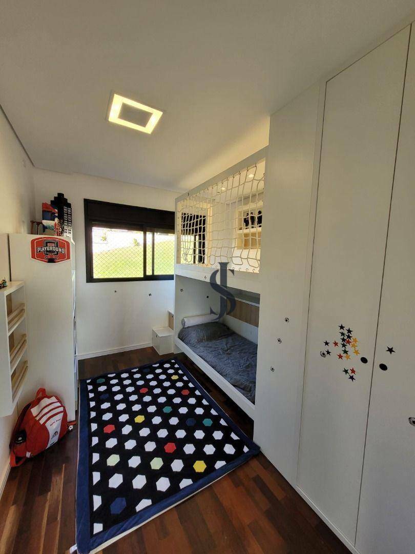 Casa à venda com 4 quartos, 350m² - Foto 15