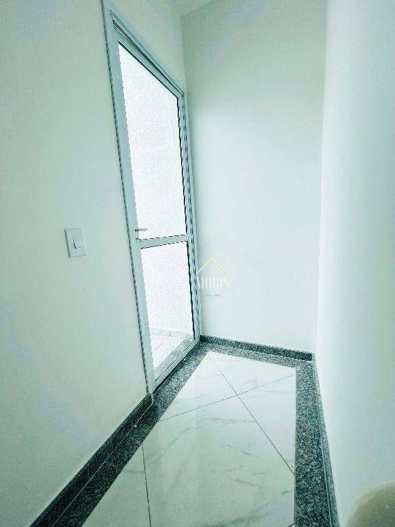 Cobertura à venda com 2 quartos, 96m² - Foto 2