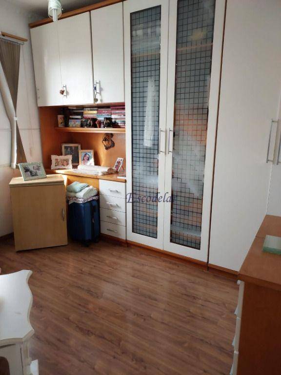 Apartamento à venda com 3 quartos, 137m² - Foto 16