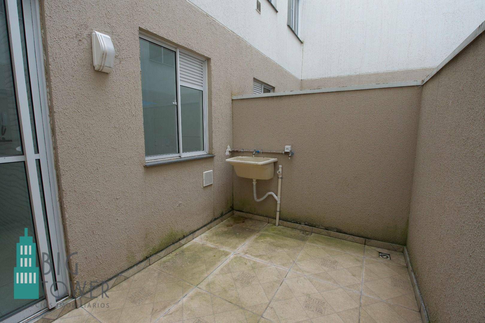 Apartamento para alugar com 2 quartos, 40m² - Foto 5