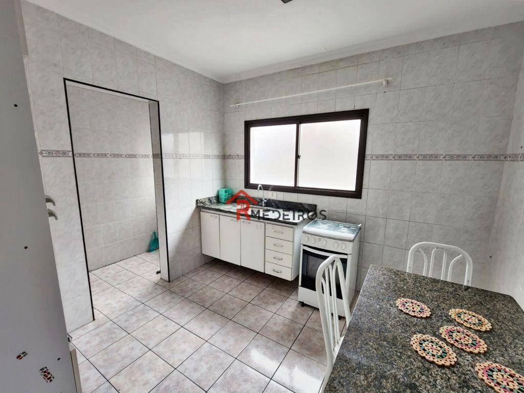 Apartamento à venda com 2 quartos, 70m² - Foto 7