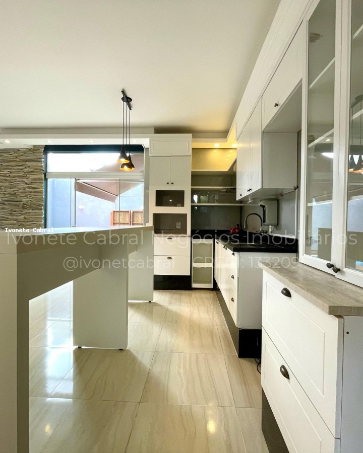 Sobrado à venda com 3 quartos, 150m² - Foto 4