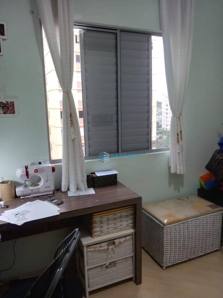 Apartamento à venda com 2 quartos, 63m² - Foto 29