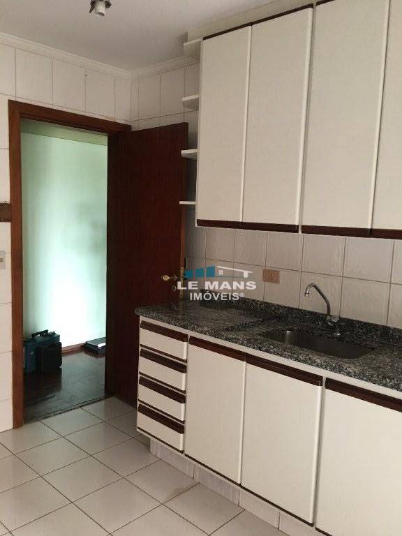 Apartamento à venda com 3 quartos, 127m² - Foto 28