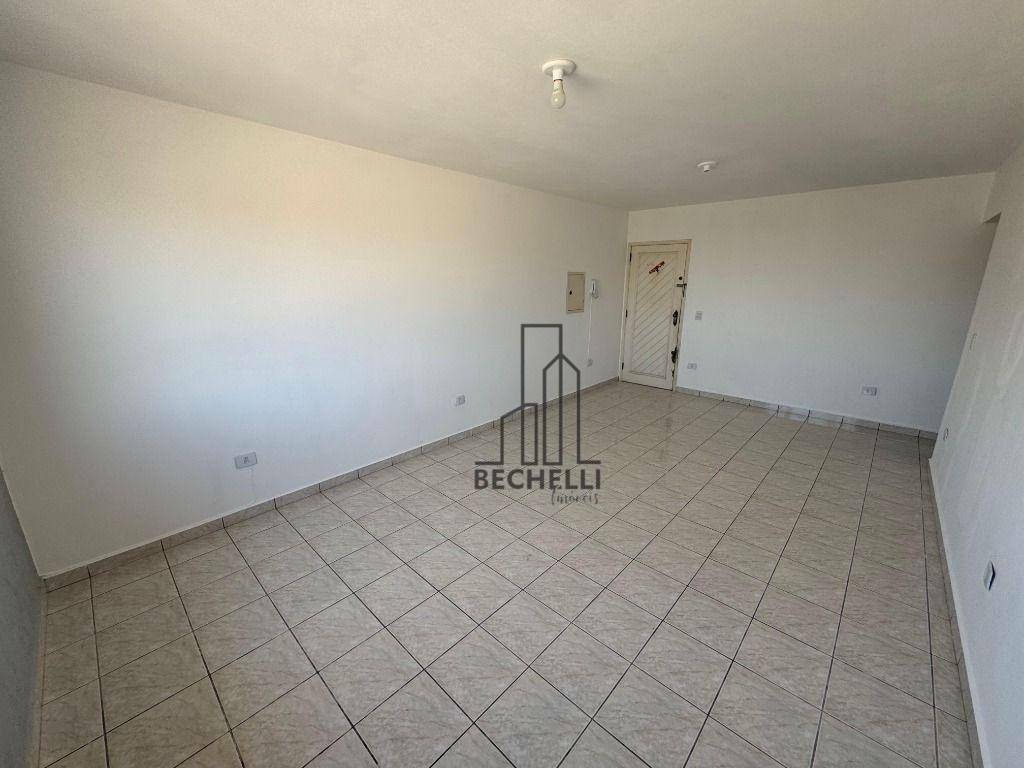 Apartamento para alugar com 2 quartos, 106m² - Foto 4