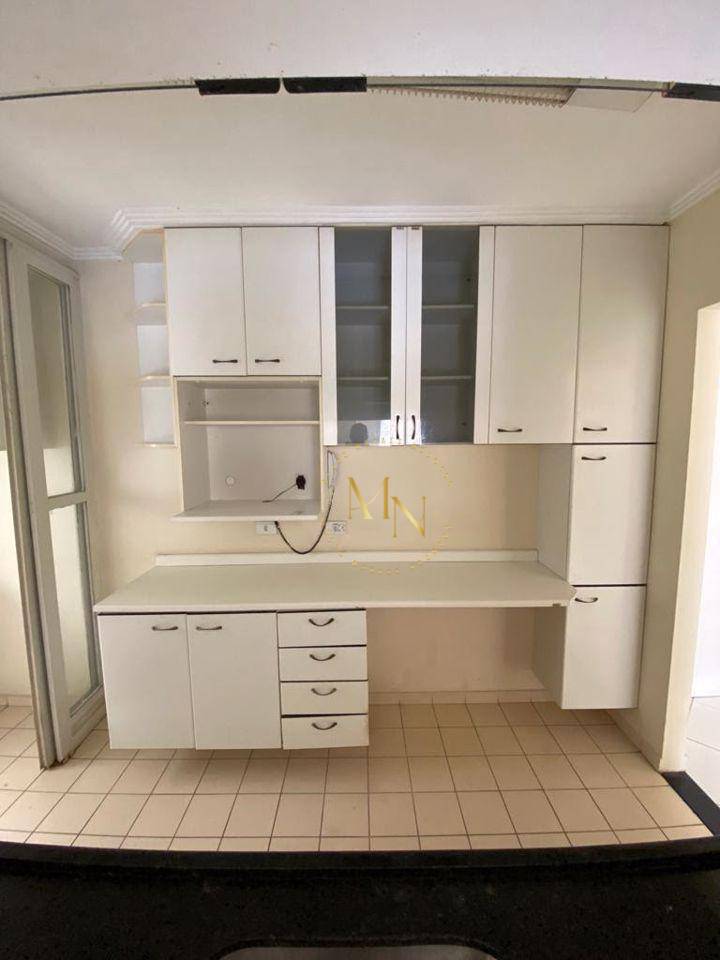 Apartamento à venda com 2 quartos, 63m² - Foto 10