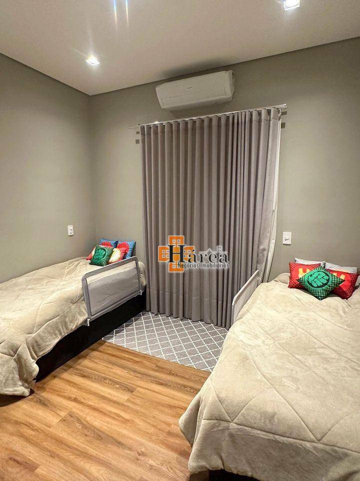 Casa de Condomínio à venda com 4 quartos, 296m² - Foto 9
