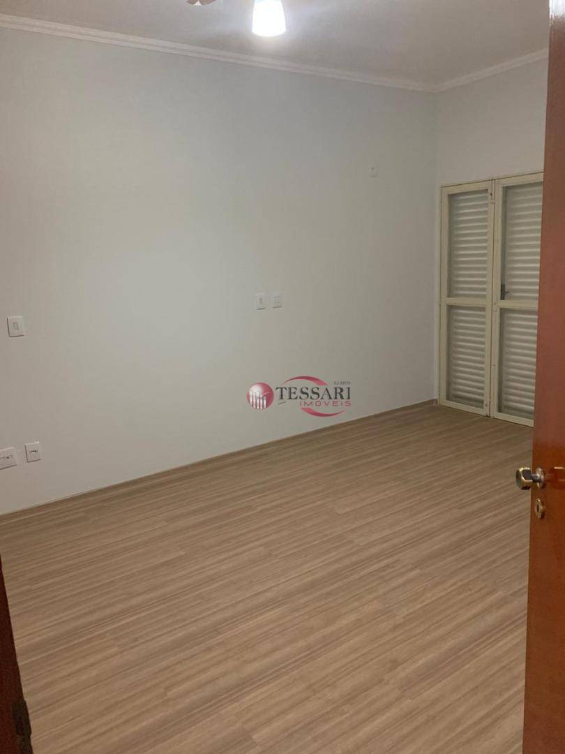 Casa à venda e aluguel com 2 quartos, 220m² - Foto 8